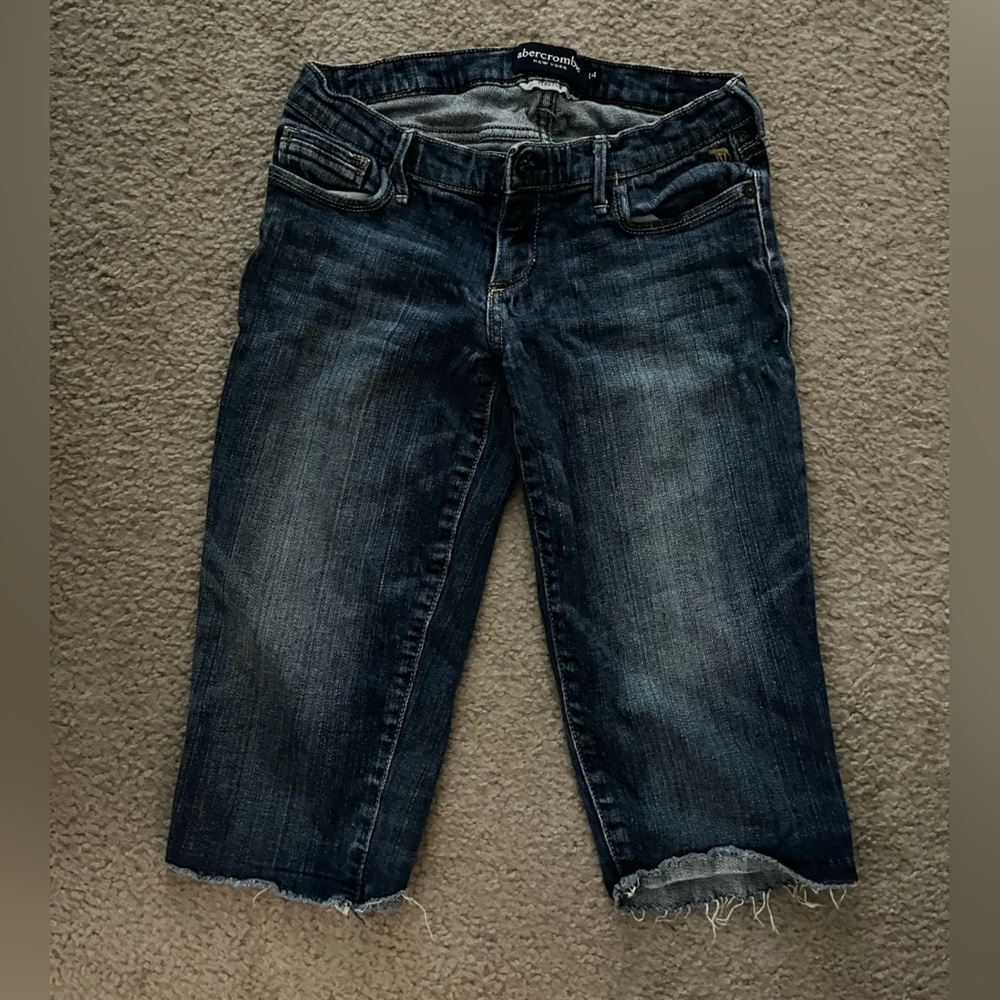 Abercrombie New York Stretch Size 14 Capri Shorts